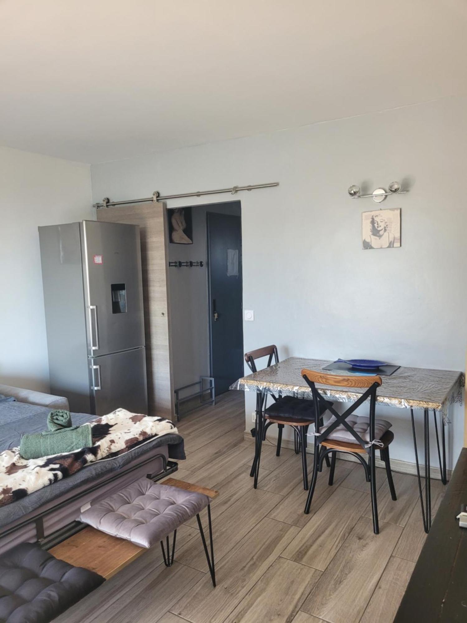 Studio Agay A 2 Pas Des Plages Сен-Рафаель Екстер'єр фото